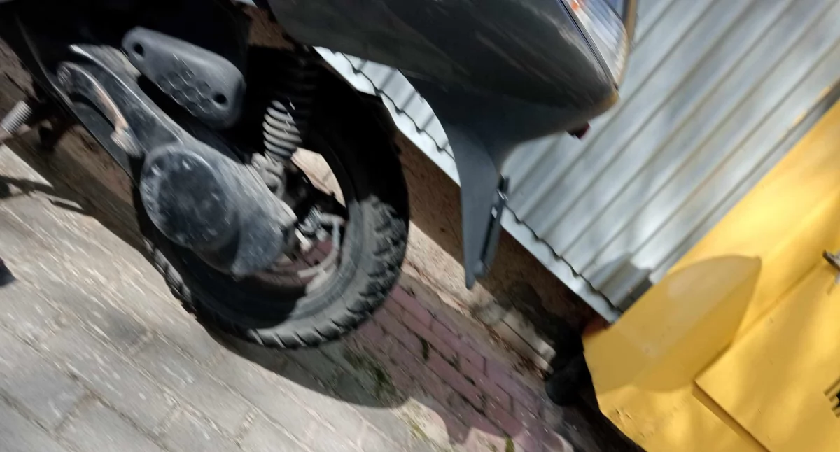 Wypadek w Teodorowie. 61-letnia motorowerzystka trafiła do szpitala!