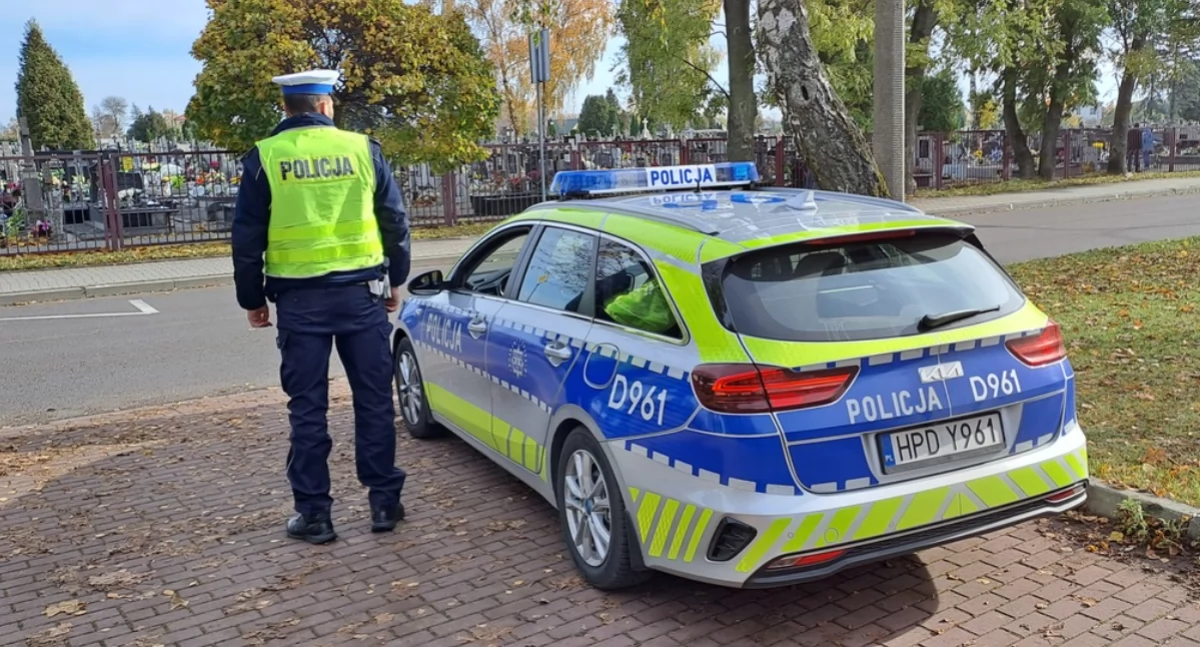 Więcej patroli i zmiany w ruchu. Łukowska policja czuwa nad bezpieczeństwem w czasie Wszystkich Świętych