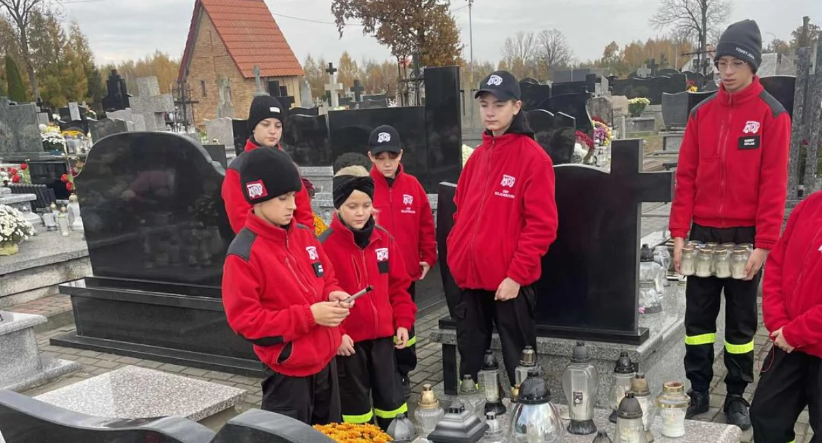 OSP Wojcieszków pamięta: Hołd zmarłym druhom w Dzień Zaduszny