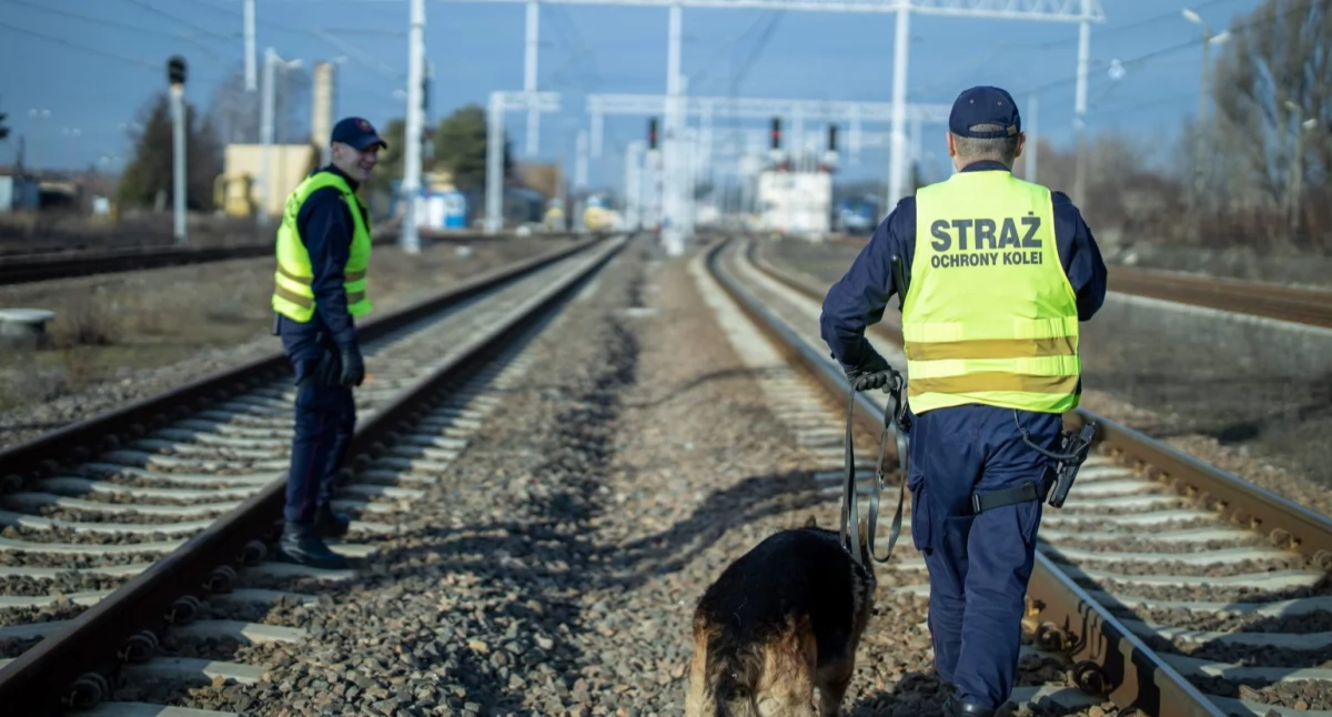 Wpadka na budowie: Kto i dlaczego próbował ukraść materiał izolacyjny z dworca PKP w Łukowie?
