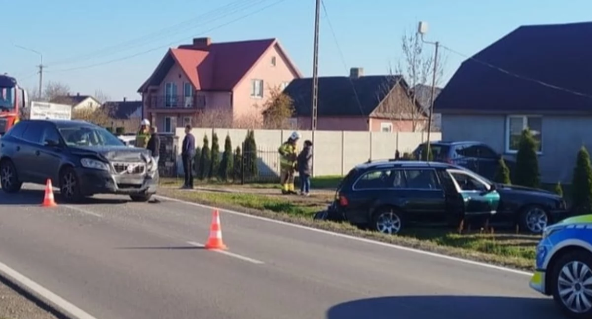 Volvo zniszczyło BMW i płot! Jaka kara spotkała 29-latkę?