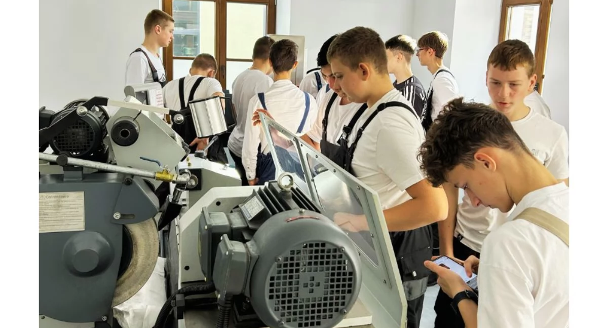 Start kształcenia: Klasa patronacka Technikum Mechanicznego odwiedziła Branżowe Centrum Umiejętności