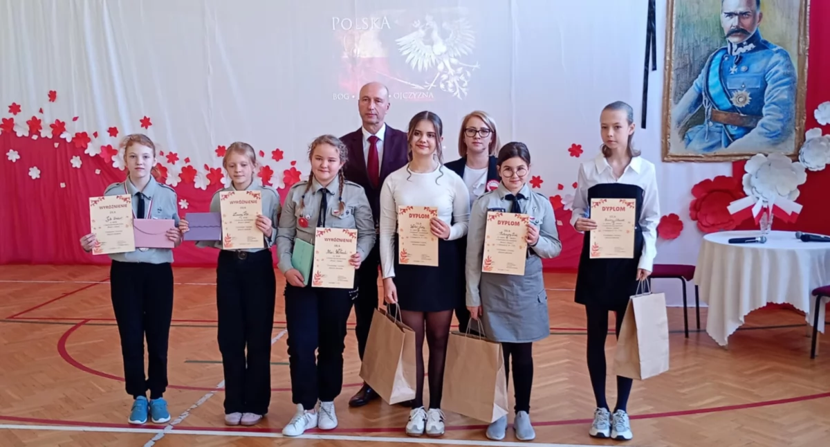 Poezja jesieni triumfuje w Starych Kobiałkach. Znamy laureatów konkursu recytatorskiego