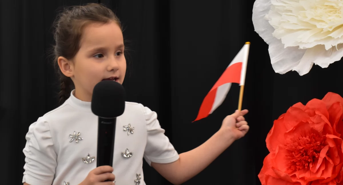 Gmina Krzywda śpiewa dla Ojczyzny. Ponad pięćdziesięciu uczestników w konkursie patriotycznym