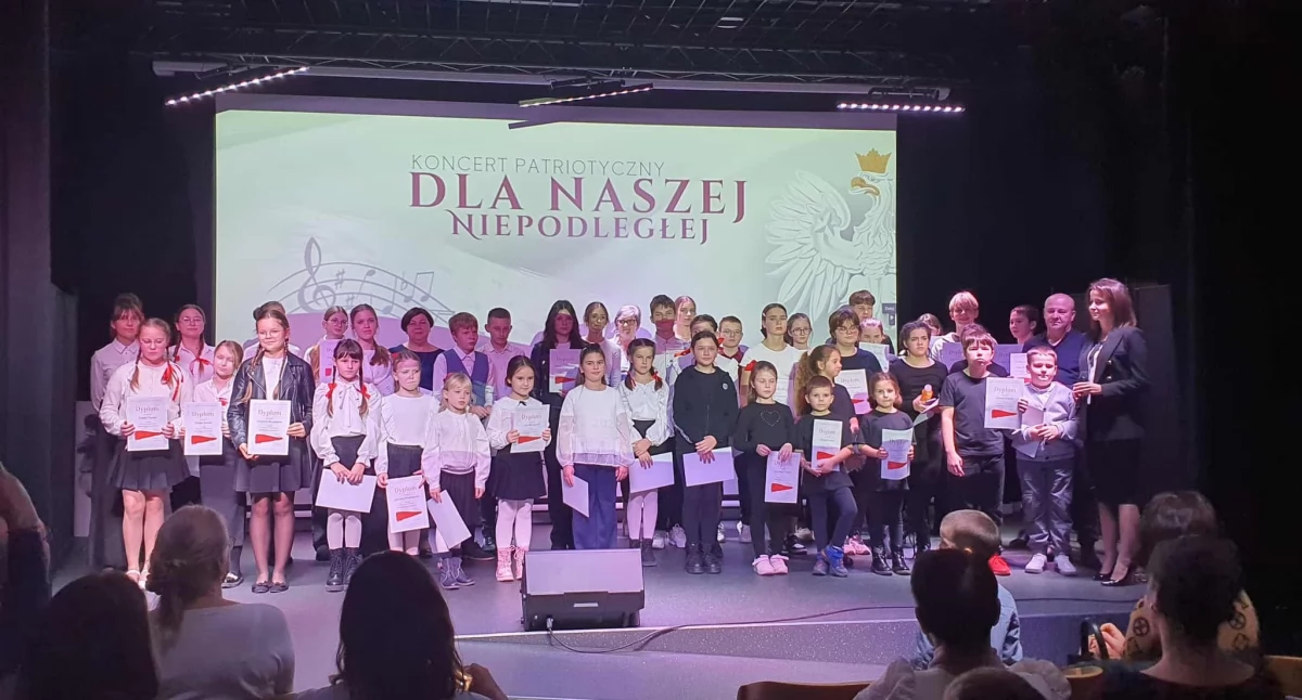 Hołd młodzieży. Kleeberczycy uczczeni w Woli Gułowskiej