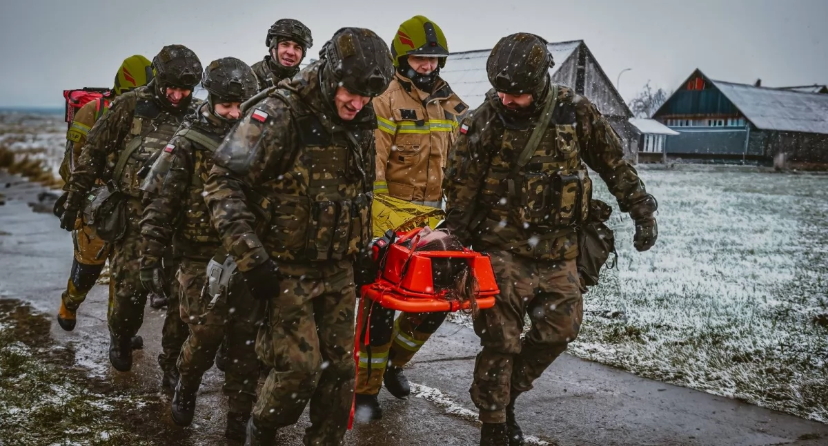 Alarm w gminie Kłoczew! Wojsko, Straż i Policja ćwiczyły ratowanie ludzi. Terytorialsi znaleźli zaginionego!