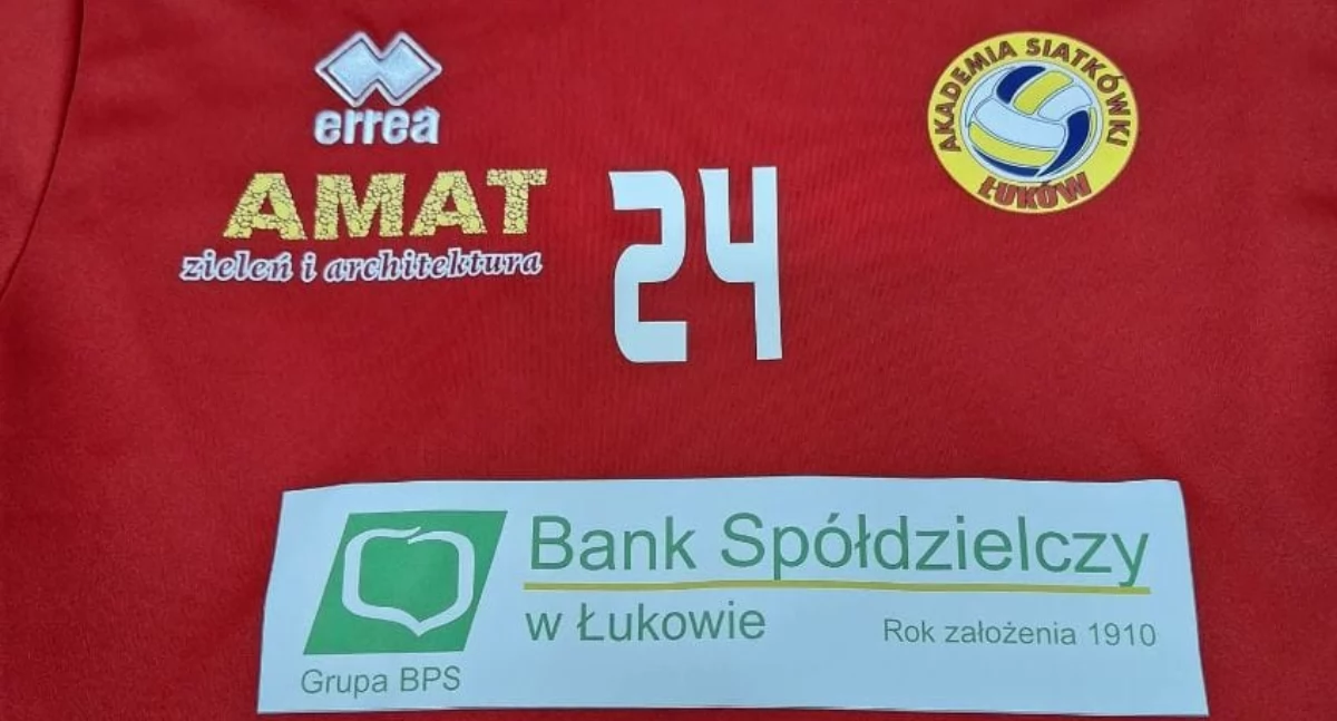 Bank Spółdzielczy wspiera Akademię Siatkówki. Czy nowe stroje przyniosą złoto?