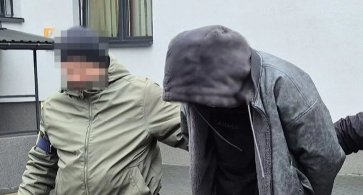  ZATRZYMANIE ROKU!  NERWOWY KIEROWCA Z „KILKUSET PORCJAMI” DILERKI! Wpadł PRZEZ ŻARÓWKĘ
