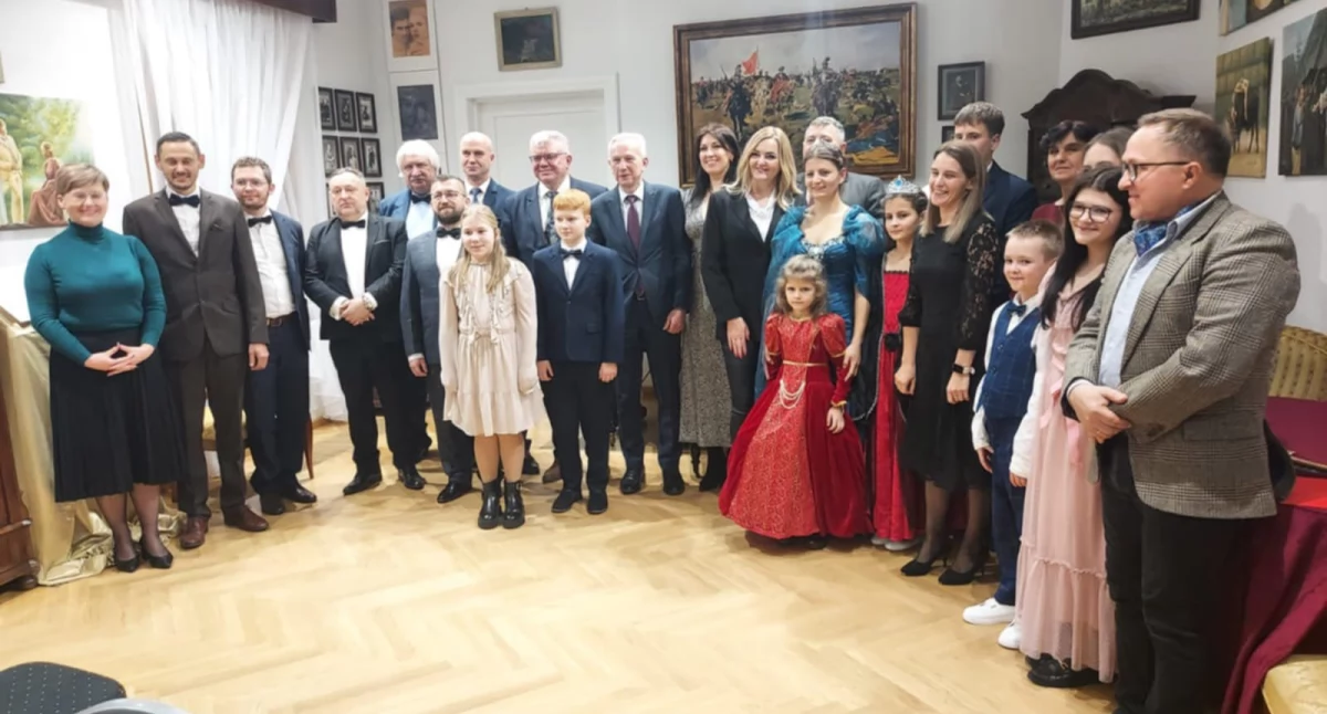Uroczystość w Woli Okrzejskiej: 120. Rocznica Wręczenia Nagrody Nobla Henrykowi Sienkiewiczowi