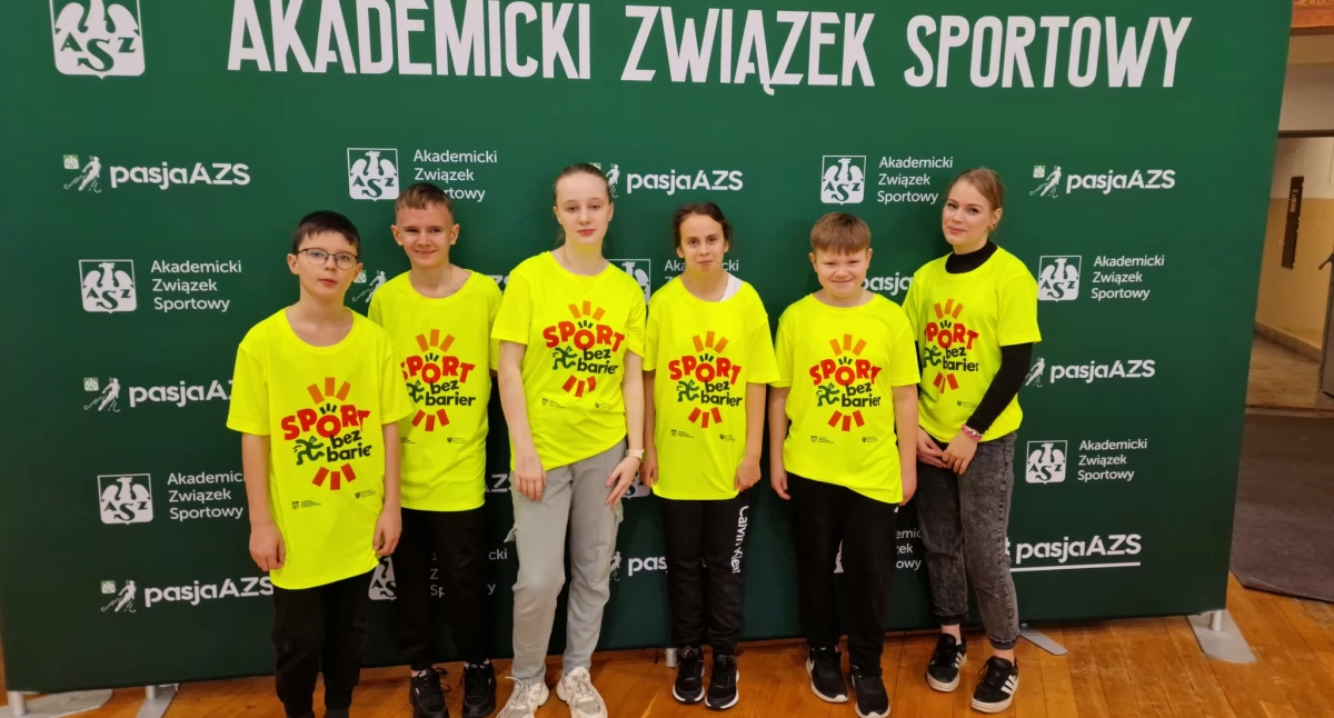 Sport Bez Barier: Uczniowie z Łukowa walczyli jak lwy w Zielonej Górze!  