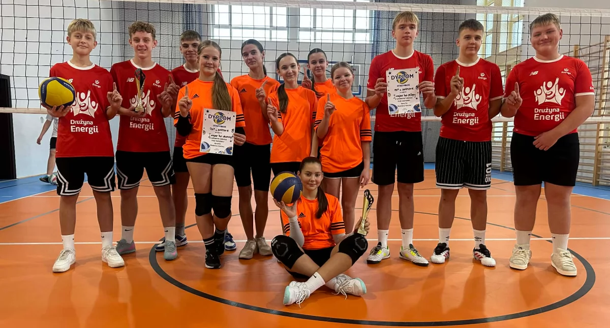 Sarnów: Siatkówka – PSP Korczaka awansuje do półfinałów powiatowych