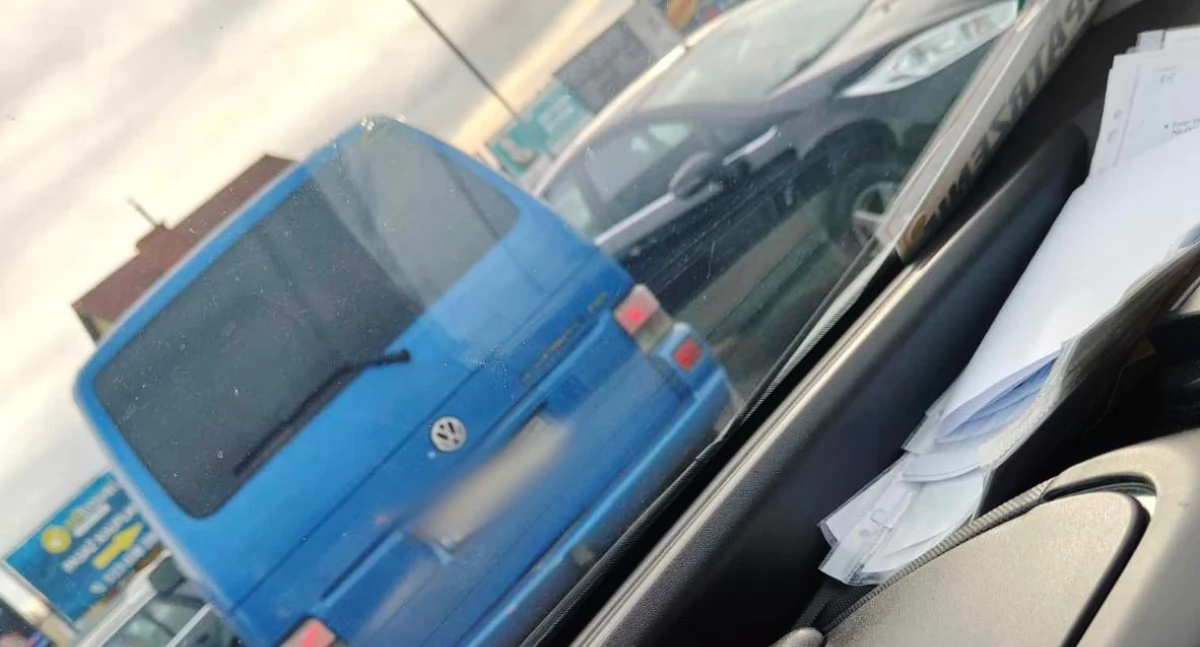 POSZUKIWANY SPRAWCA USZKODZENIA AUTA (KAUFLAND ŁUKÓW)