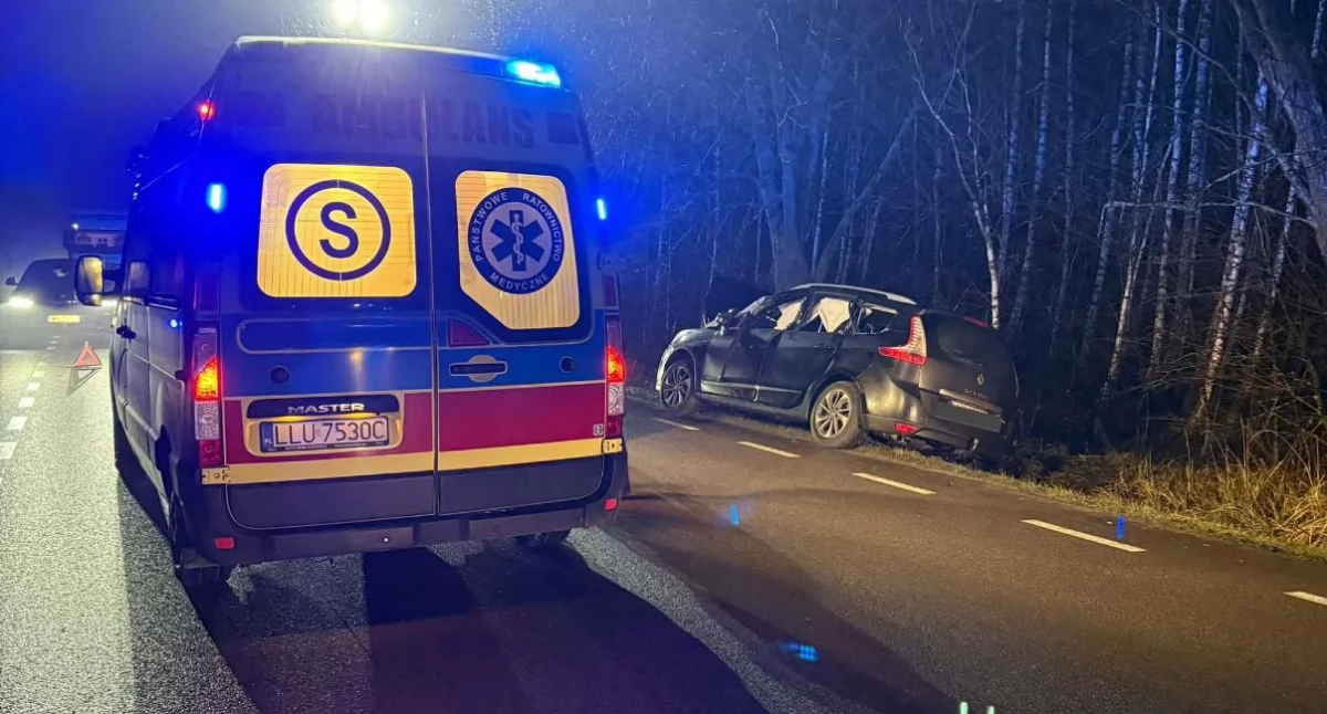 Nocny dramat pod Krzywdą: Zderzenie osobówki z ciężarówką i długa akcja służb