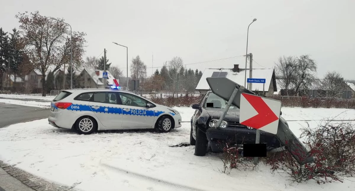  Pijany kierowca volkswagena zatrzymany na rondzie