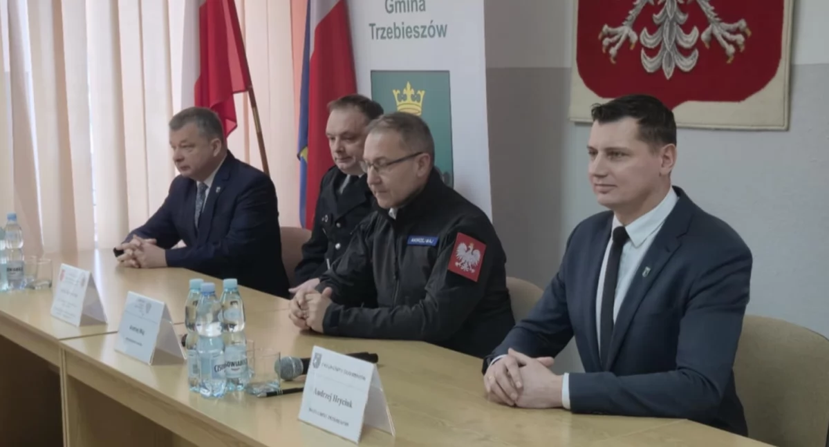 Ponad pół miliona na bezpieczeństwo w naszej gminie. Sprawdź, jaki sprzęt trafił do strażaków z Trzebieszowa