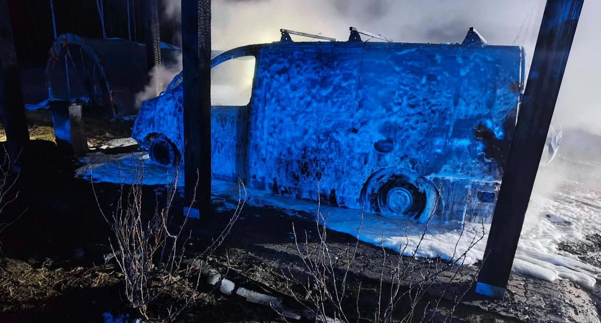 Płonące auto w Klimkach i pożar w Ryżkach. Nocna akcja OSP