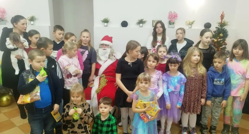 Aleksandrów: Wielka radość dzieci i góra prezentów od Mikołaja
