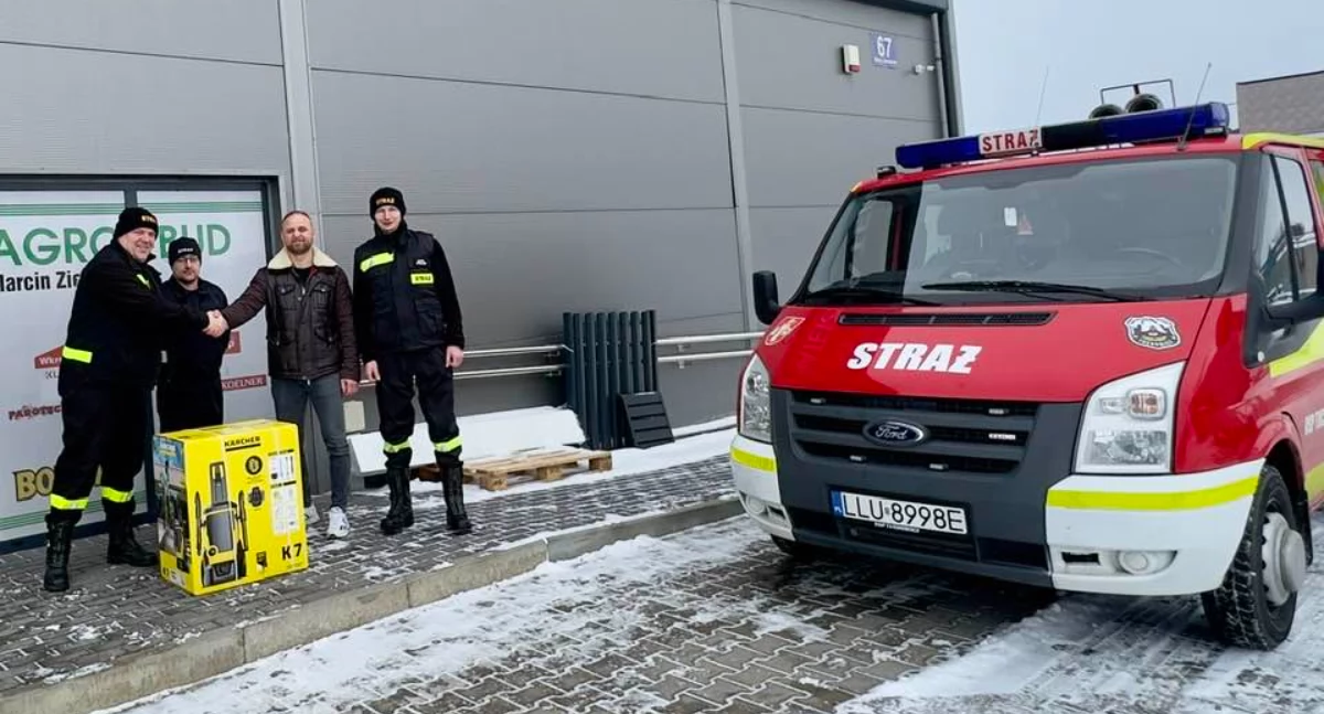 OSP Tuchowicz z nowym sprzętem od firmy Agro-Bud. 