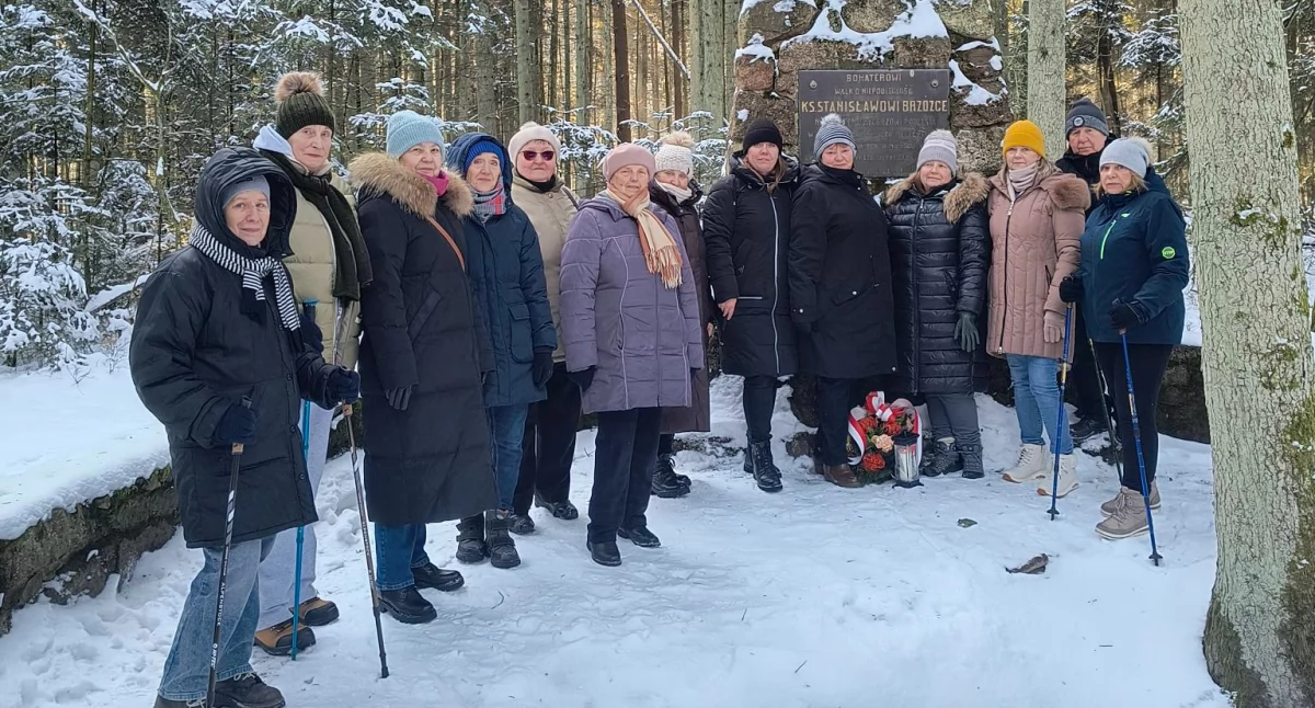 Gmina Łuków: Seniorzy uczcili pamięć ks. Stanisława Brzóski