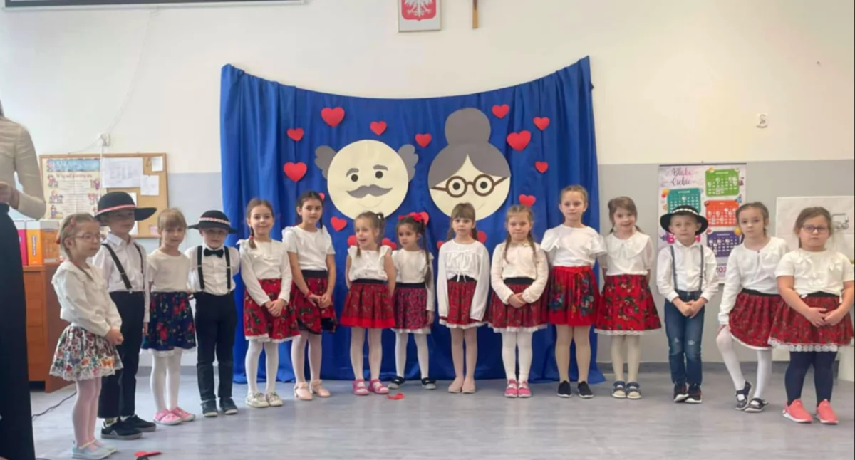 Łzy wzruszenia w Wojcieszkowie. Zobacz, co przedszkolaki zrobiły dla swoich dziadków!