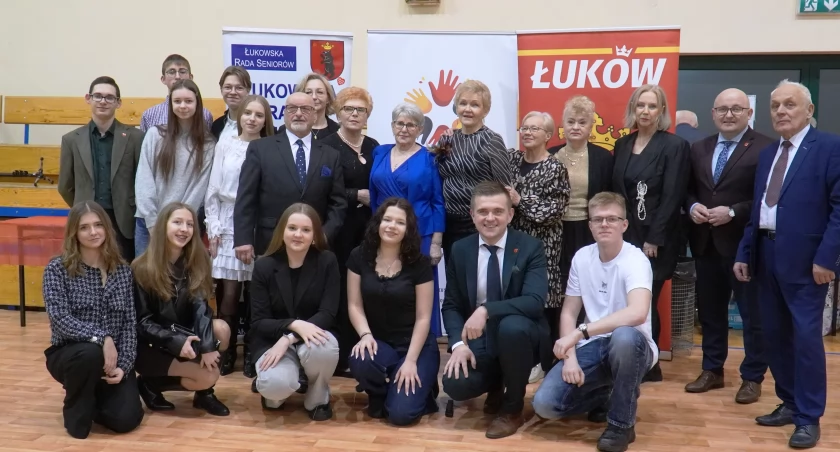 Ale ogień na parkiecie! Zobacz, jak bawili się seniorzy w Łukowie (FOTO + WIDEO)