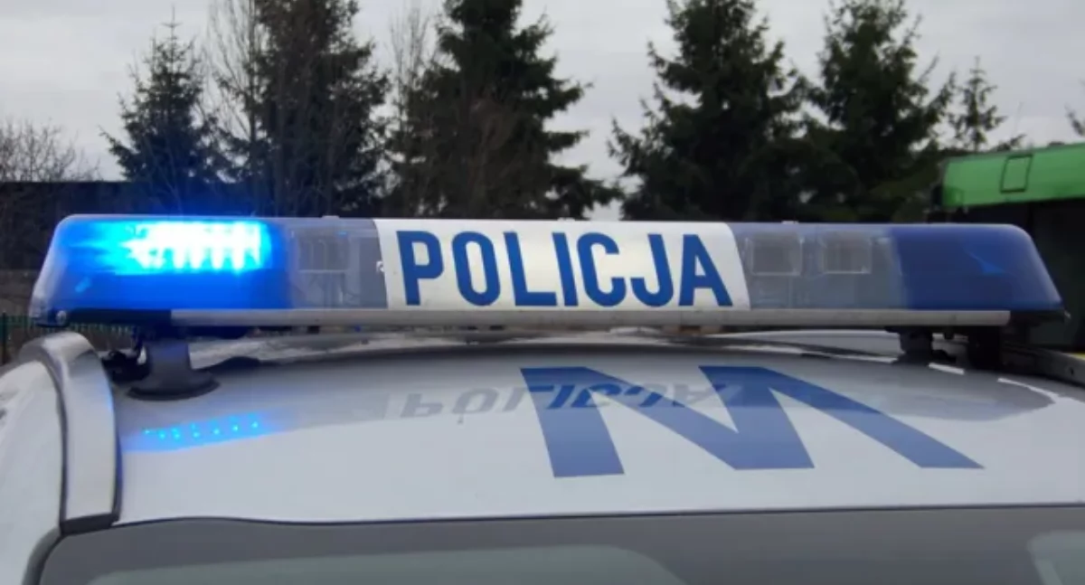 Pijana 34-latka przewracała się z wózkiem na klatce. Ukrainka usłyszała zarzuty i grozi jej do 5 lat więzienia.