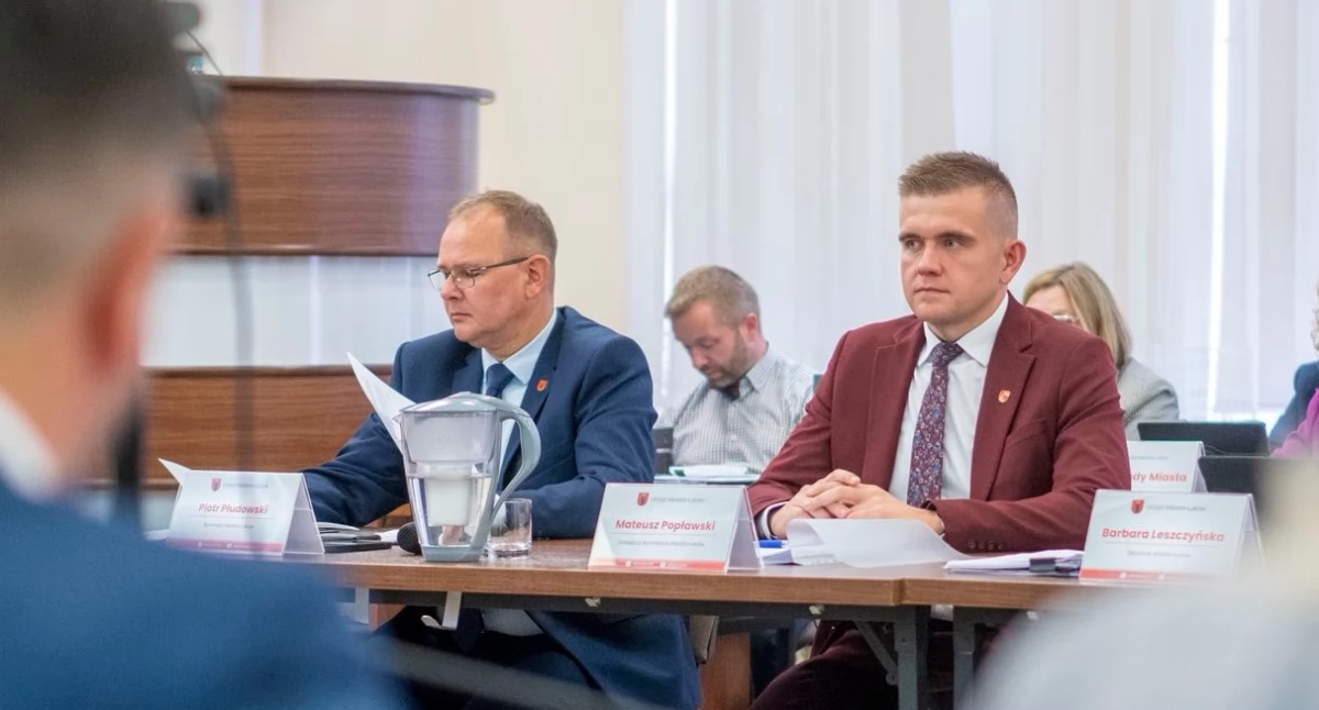 Koniec z kolejkami w Siedlcach! Sprawdź, jak Łuków wywalczył paszporty