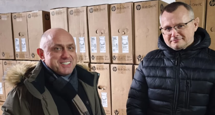 Nowoczesny sprzęt komputerowy i systemy cyfrowe w łukowskim szpitalu mają skrócić kolejki oraz ułatwić życie pacjentom