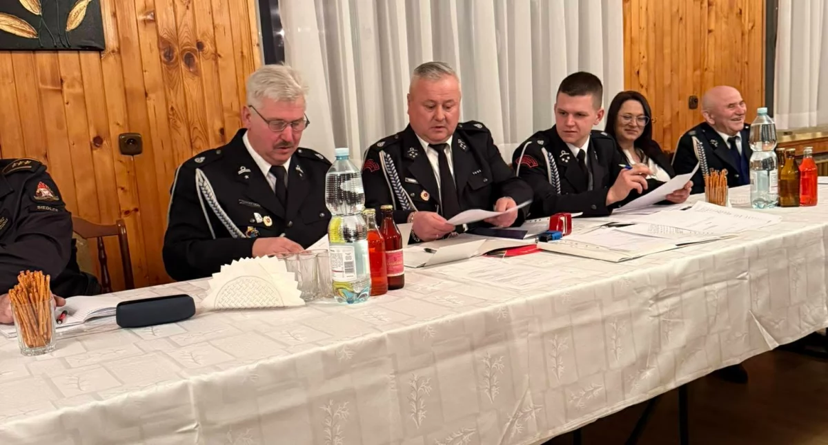 Robert Bieniek nowym prezesem OSP Sięciaszka Pierwsza po walnym zebraniu strażaków