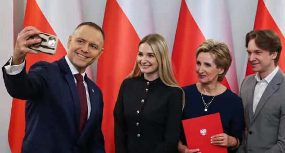 Sukces na całą Polskę! Absolwentka szkoły w Gołąbkach u Prezydenta