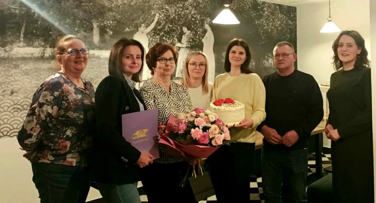 Przeżyła 7 dyrektorów i 40 lat pracy! Wielkie pożegnanie w Woli Gułowskiej