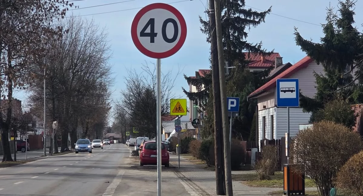 Aleje Kościuszki w Łukowie z nowym znakiem i ograniczeniem prędkości do 40 km/h na całej długości ulicy