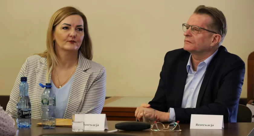 Masz pracowników z zagranicy? Sprawdź, jak uniknąć kar i kontroli!