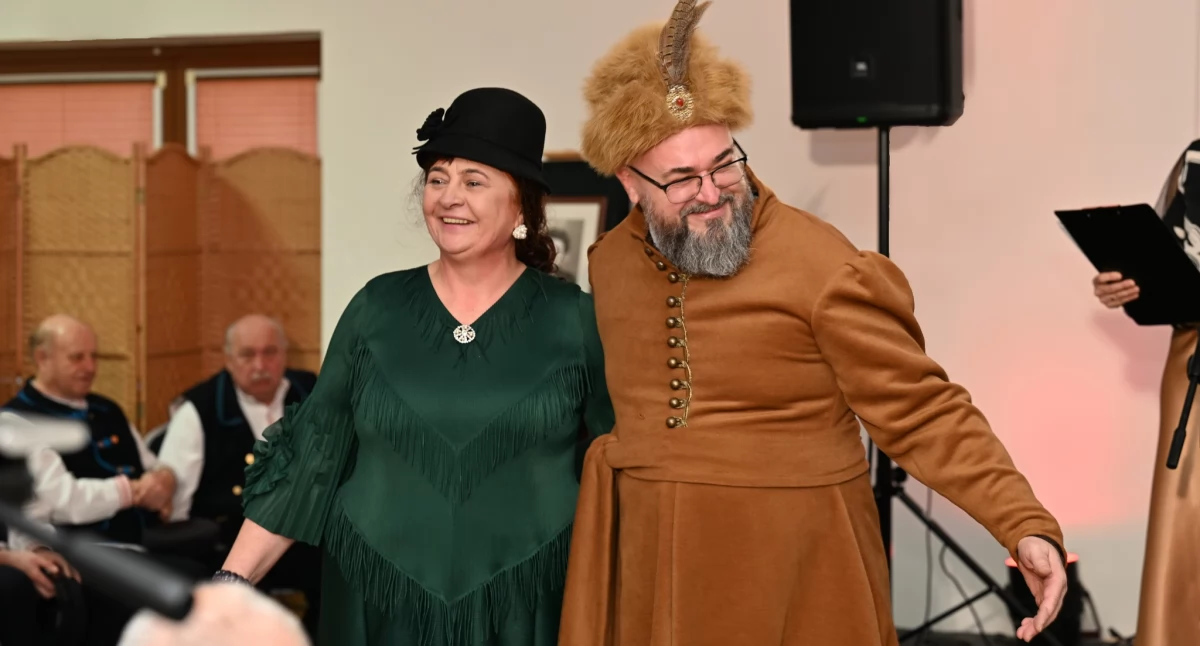 Zimna Woda: Tłumy na Dniu Kobiet. Zaranek i tajemnica Marii Babskiej