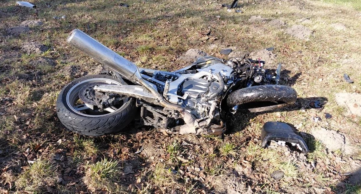 Tragedia na trasie . Nie żyje 79-letni motocyklista