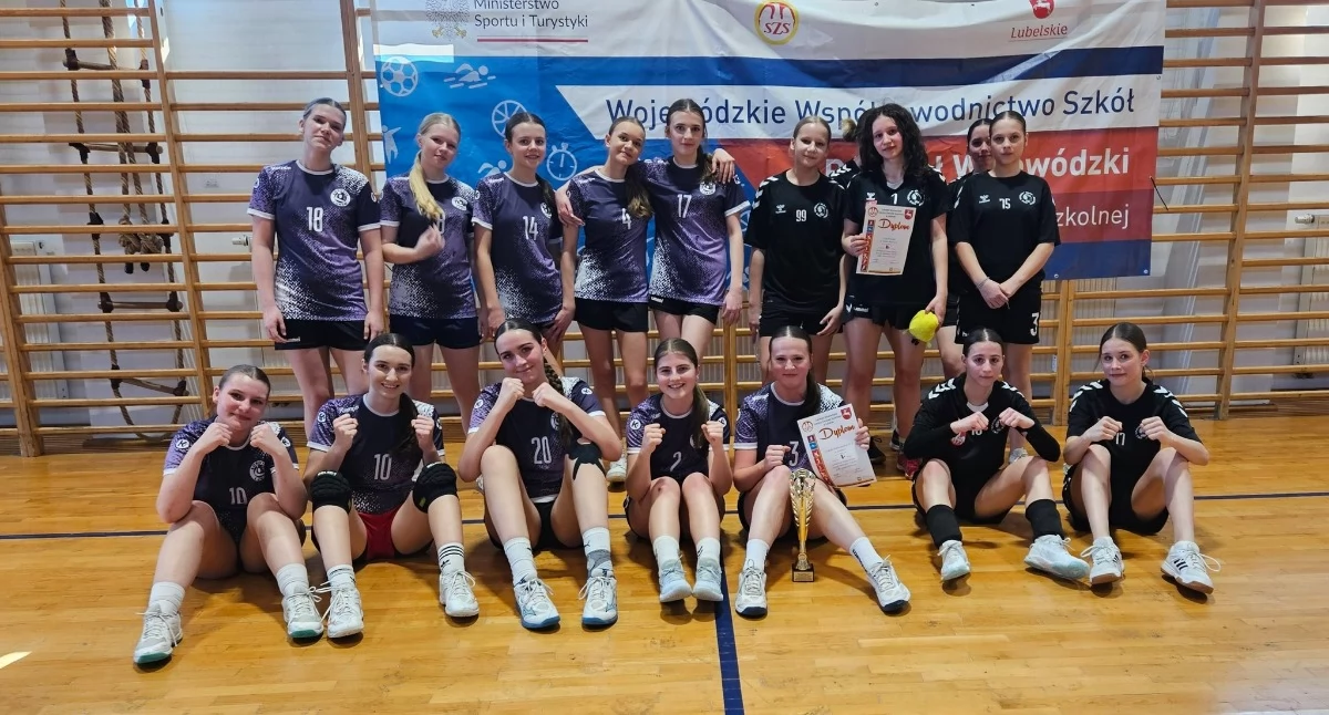 Łuków jedzie na województwo! Ewa Czerkas i jej złota drużyna z ZSP bezkonkurencyjne.