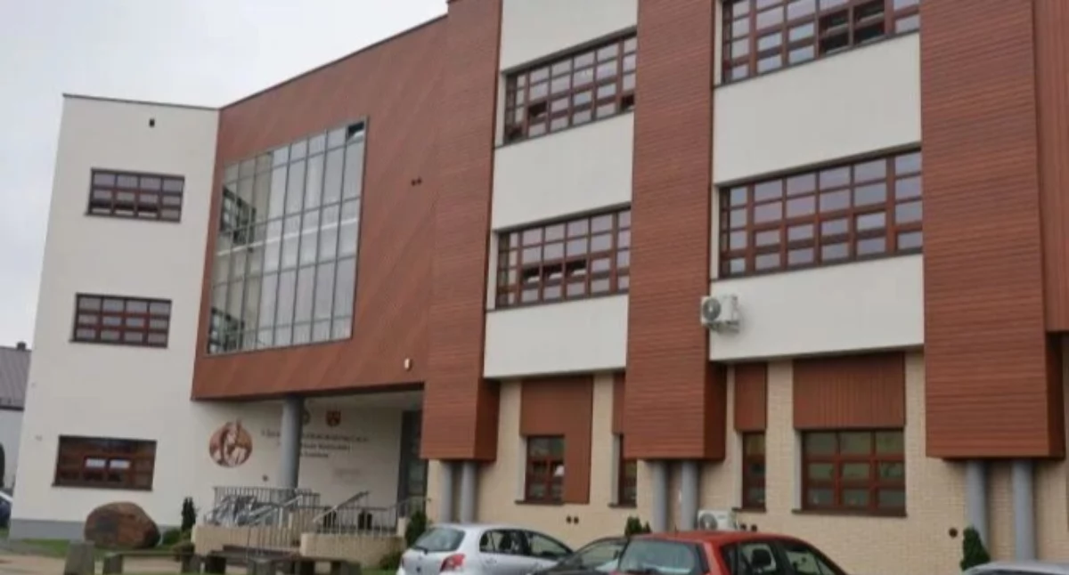 Zarobki nauczycieli w powiecie łukowskim 2025: Oficjalny raport 