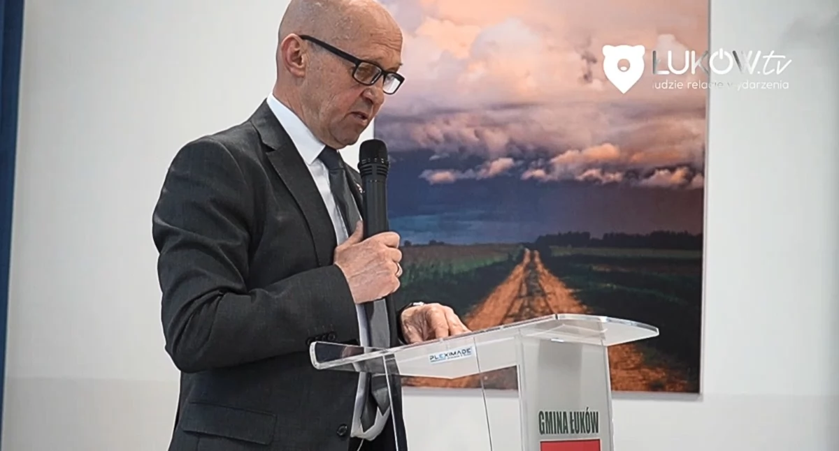Gmina Łuków zwiększa dotację dla szkoły w Zarzeczu dla stabilności placówki