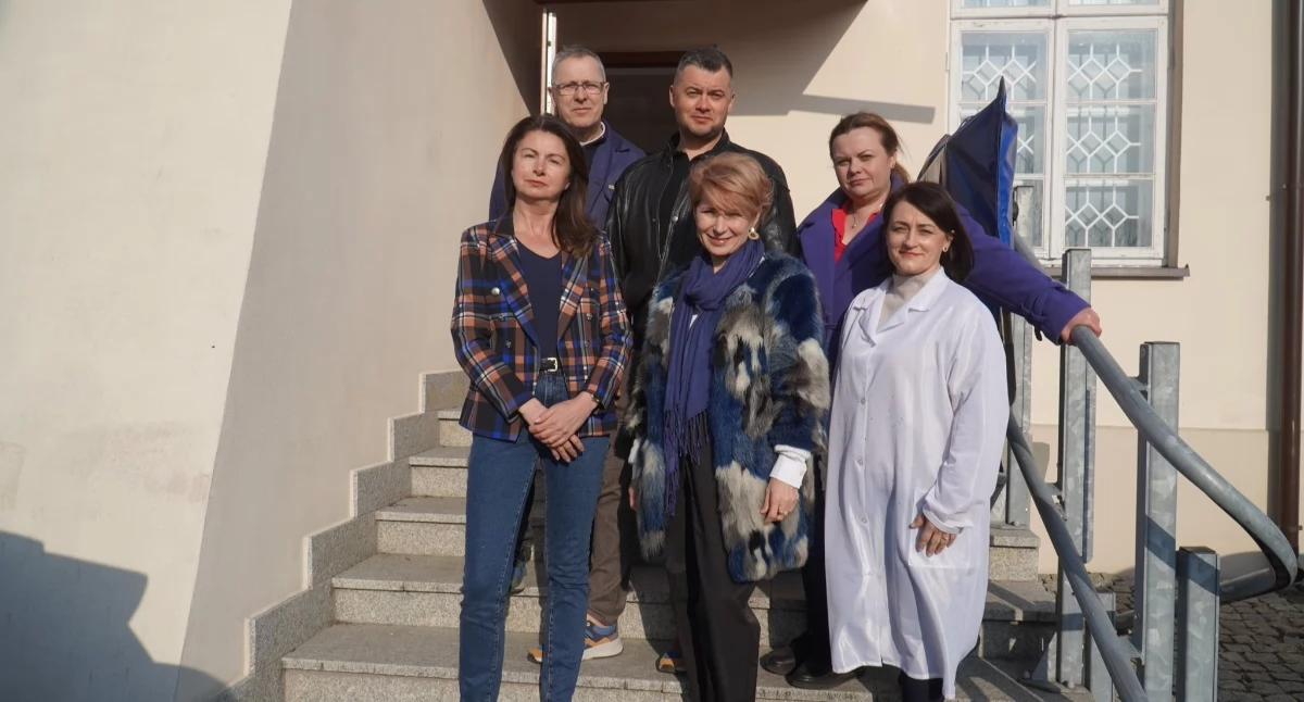 Tajemnicze znalezisko w piwnicy Muzeum Regionalnego w Łukowie  (WIDEO)