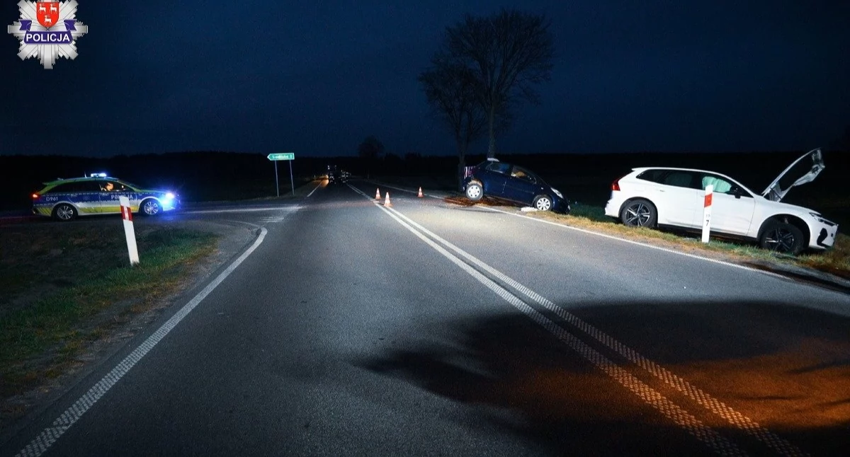 Nieostrożność na skrzyżowaniu w Siedliskach kończy się szpitalem dla czterech osób