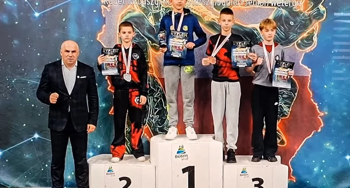 Łuków stolicą polskiego kickboxingu! 7 medali i grad ciosów. Znamy nazwiska nowych Mistrzów Polski!