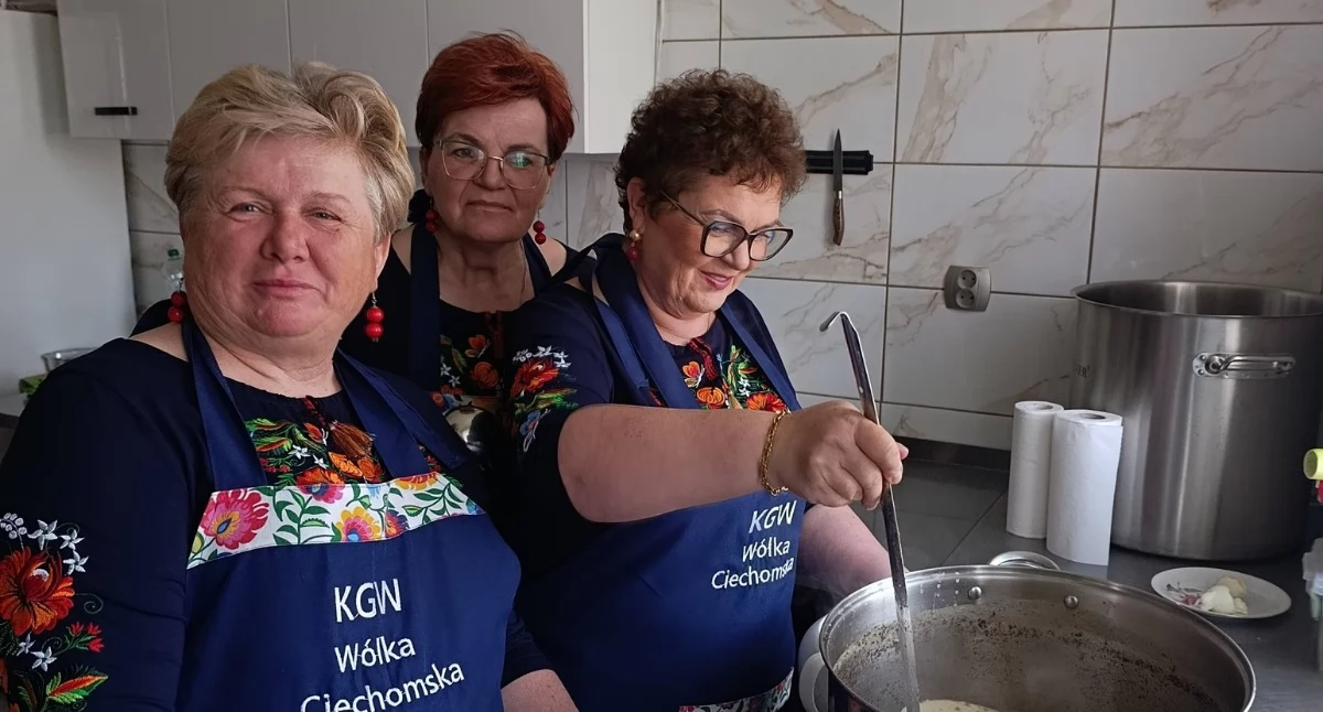 Wspólne chwile w Wólce Ciechomskiej. Niedziela pełna ciepła i rozmów
