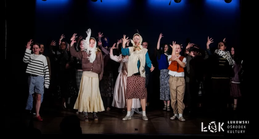 ŁOK Dance Factory oczarowało publiczność w spektaklu „A Śnieżki nie było”