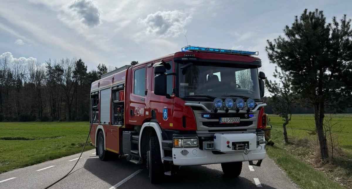 TRAGEDIA W ZIMNEJ WODZIE. Służby wyciągnęły Kobietę z basenu! Jej życia nie udało się uratować