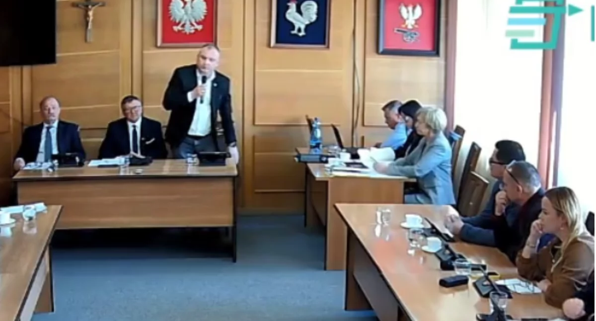 Kontrowersje wokół gigantycznej ubojni drobiu w Stoczku Łukowskim: Radni pytają o wycięte drzewa i drogi