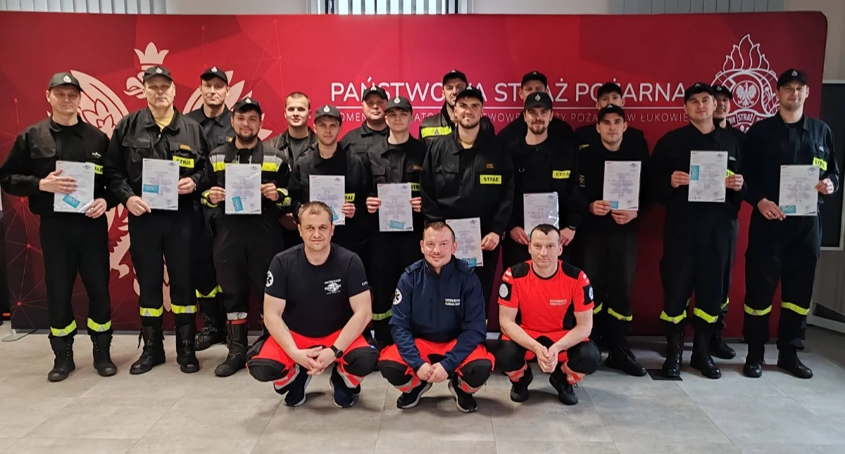 Gmina Trzebieszów: Osiemnastu strażaków ochotników uzyskało uprawnienia ratowników