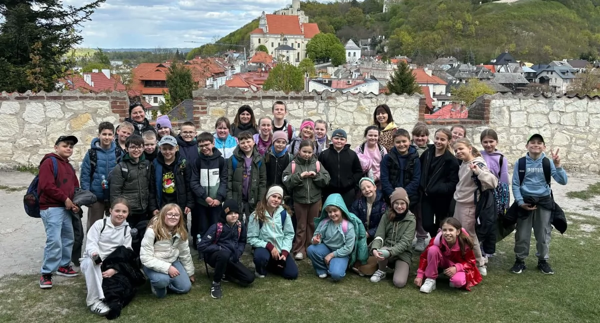 Lekcja przyrody i historii w Kazimierzu Dolnym. Trzecioklasiści z Wojcieszkowa zdobyli Perłę Lubelszczyzny