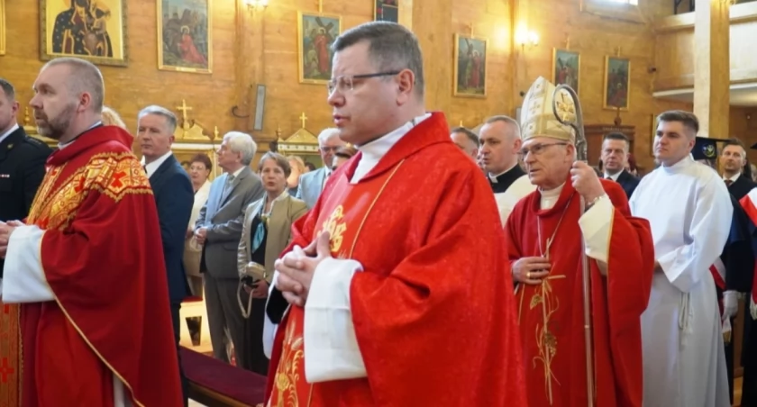 Uratowali drewnianą perełkę. Zabytkowy kościół w Zofiborze po wielkim remoncie (GALERIA Z MSZY ODPUSTOWEJ) 