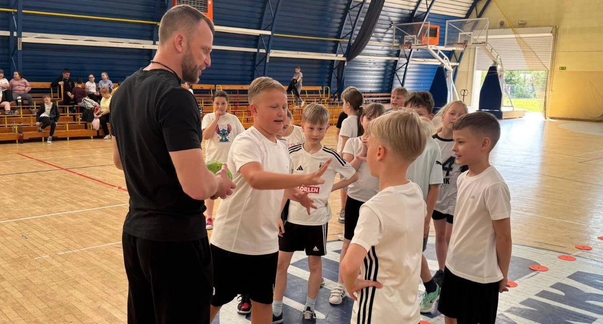 Wielkie emocje i sportowa rywalizacja. Za nami turniej „Dwa ognie” w Łukowie! FOTO