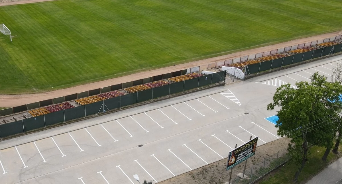 Nowy parking przy stadionie „Orlęta” w Łukowie już gotowy